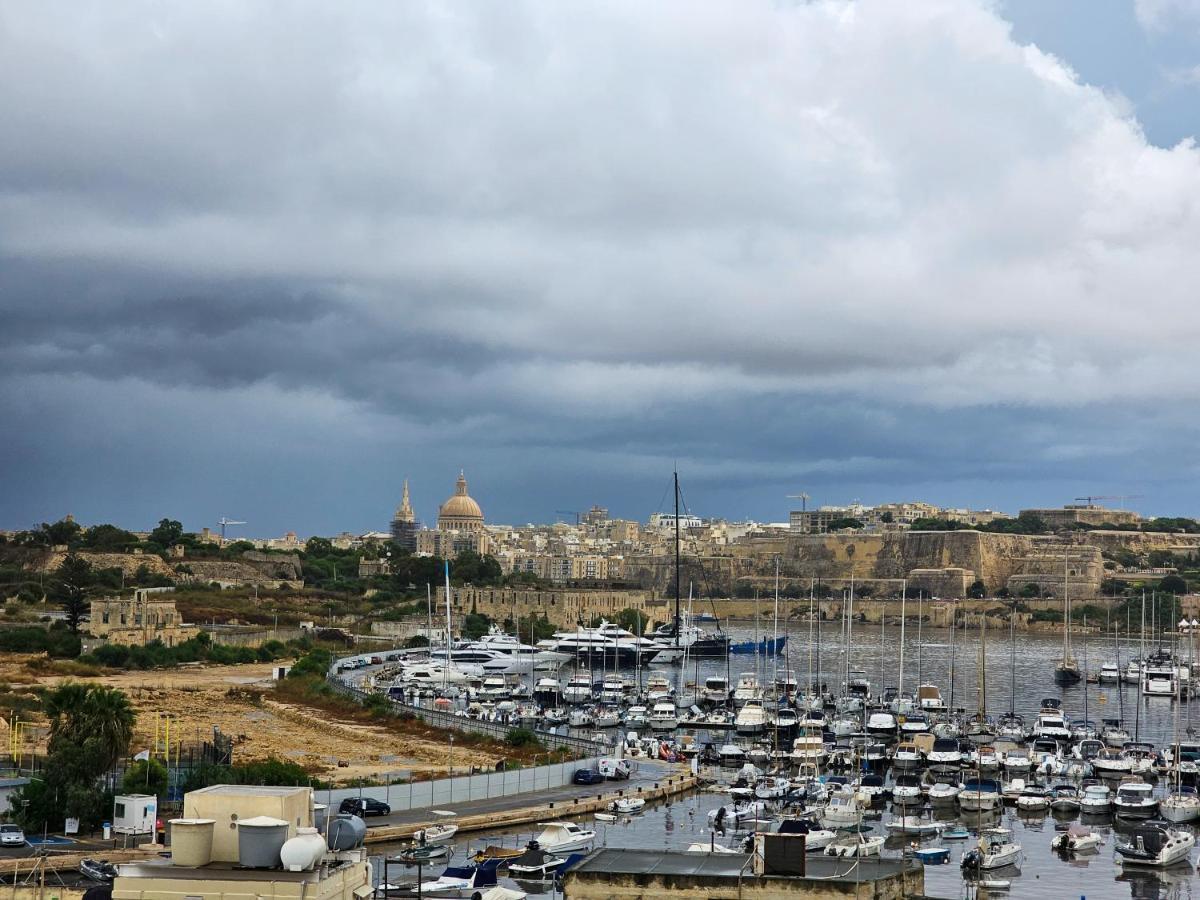 Mive Luxury Sea View Penthouse Apartman Gżira Kültér fotó